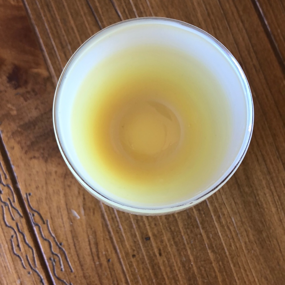 GLASSYBABY | Yellow Candle EUC Bought Flagship - Picture 3 of 4